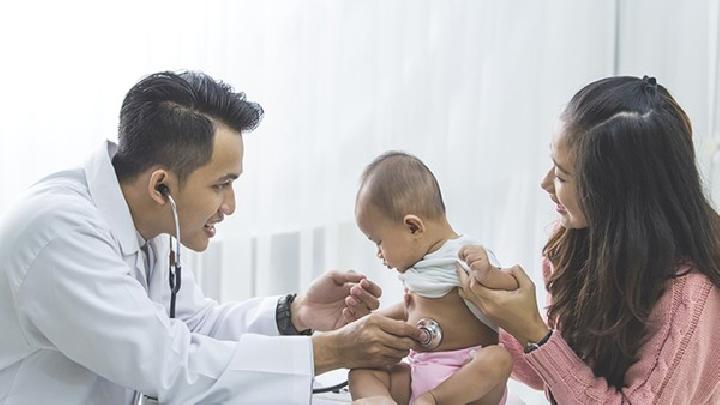 婴儿湿疹的常见的病因都有哪些患有婴儿湿疹该如何是好