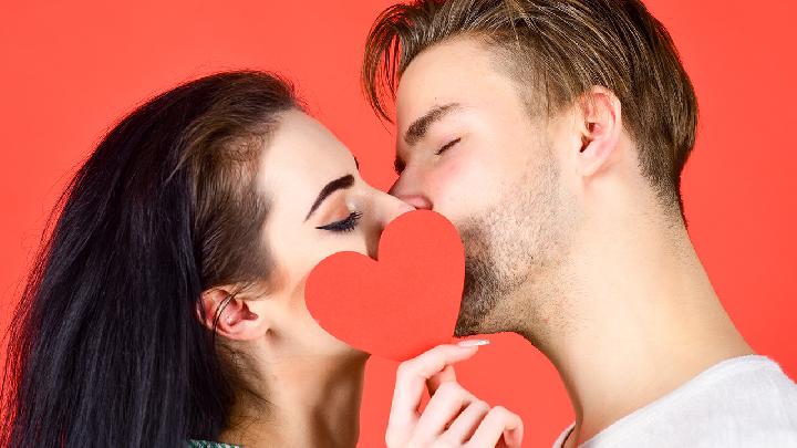 夫妻性爱中如何节省体力 夫妻用4个性爱姿势最省力