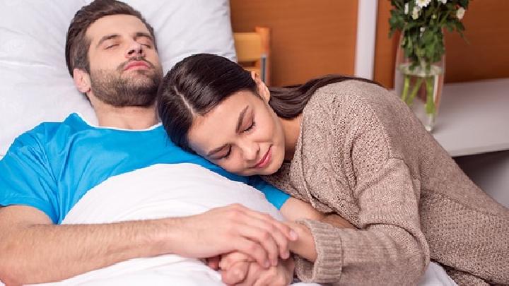 男性白领成前列腺疾患的高发区 舒根本草助男性保护前列腺健康