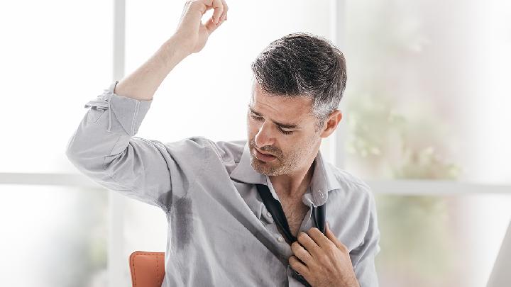 汗腺有了问题可能会引起腋臭的发生