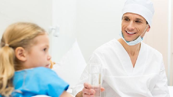 高锰酸钾中毒是怎么引起的