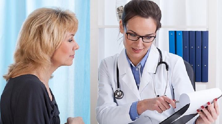 高锰酸钾中毒是由什么原因引起的？