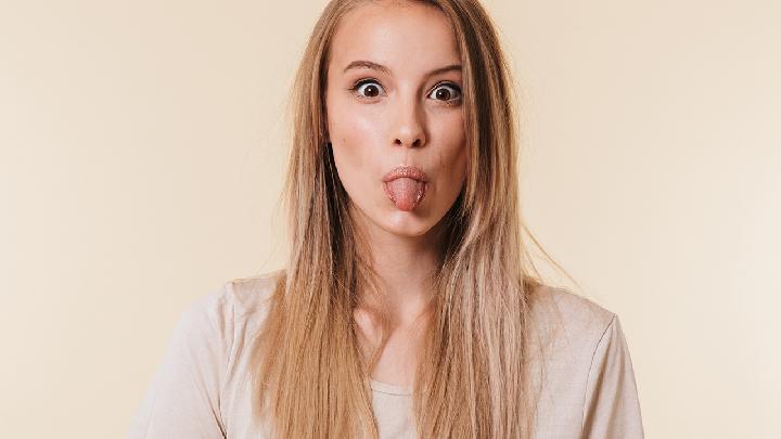 舌病是由什么原因引起的？