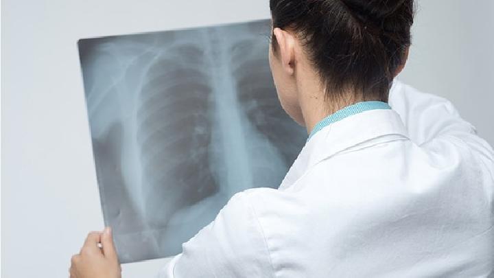 中毒性紫癜有哪些表现及如何诊断？