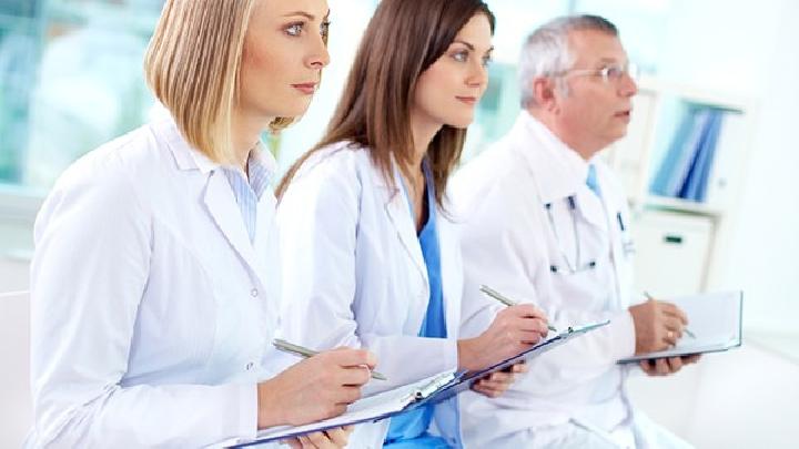 男性前列腺癌怎么诊治 男性前列腺癌的诊断及治疗方法