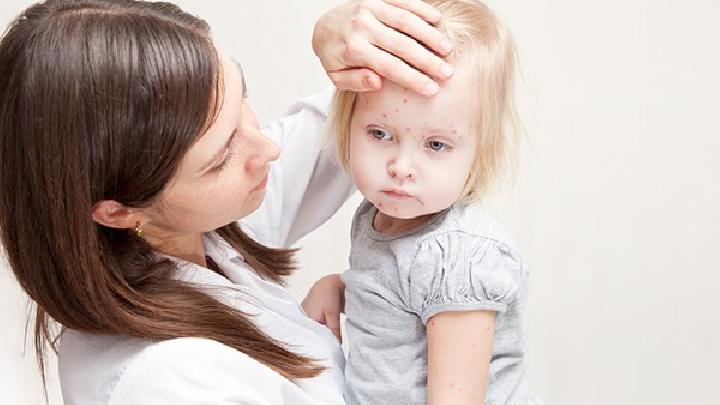 引发婴儿湿疹的原因是什么详解婴儿湿疹的原因和症状