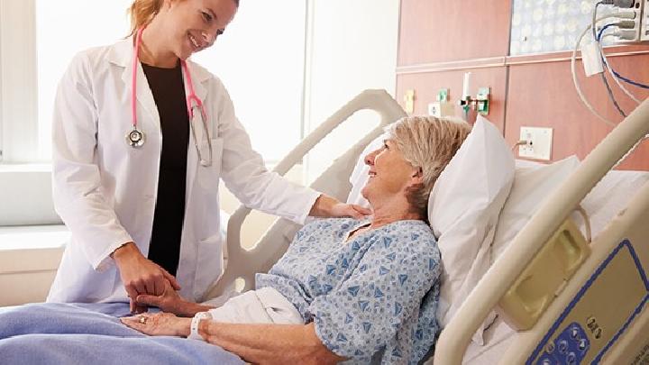 切口疝有哪些症状？