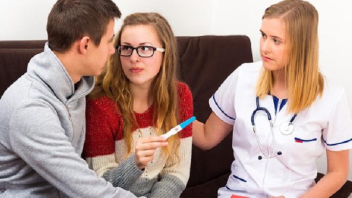 白化病的发病机制是什么　　