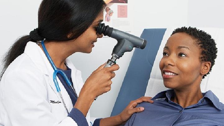 常引起鱼鳞病的原因有哪些？