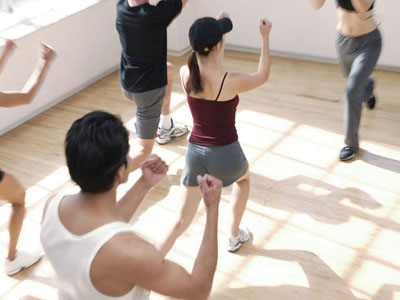 女人月经的时候可以打羽毛球吗