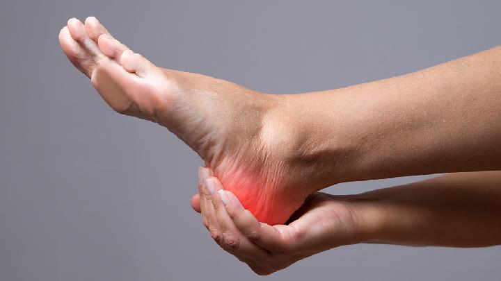跖骨骨折的发病原因有哪些？