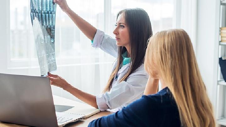 盲袢综合征是怎么引起的？