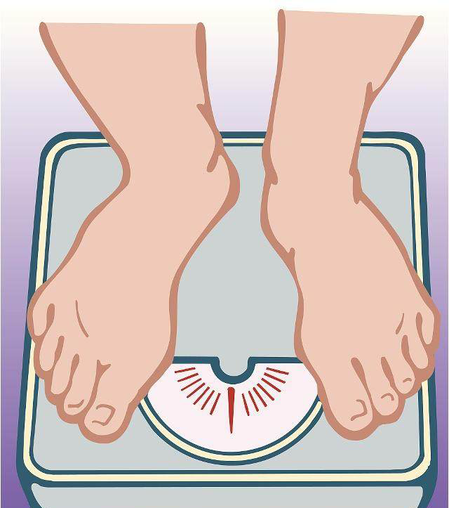 90斤的姑娘为了维持好身材,竟然做了这种事儿,你能做得到吗?