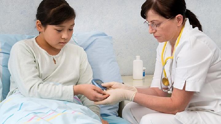 下肢神经损伤会引发什么疾病？