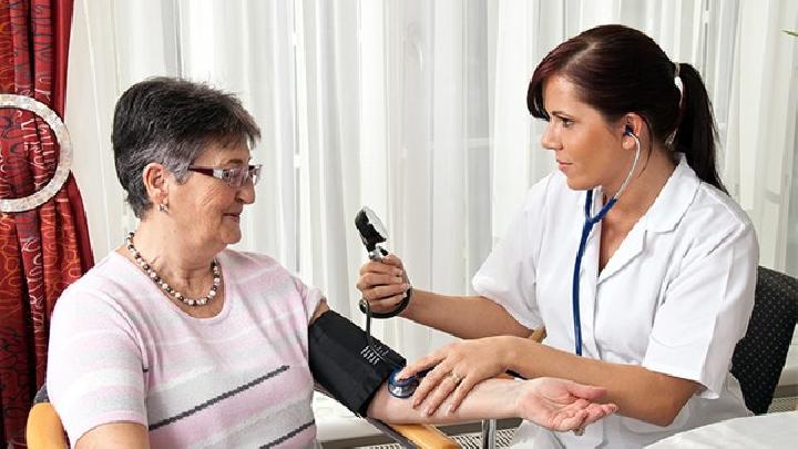 高血压患者怎么进行性生活 高血压患者性生活最好做早操