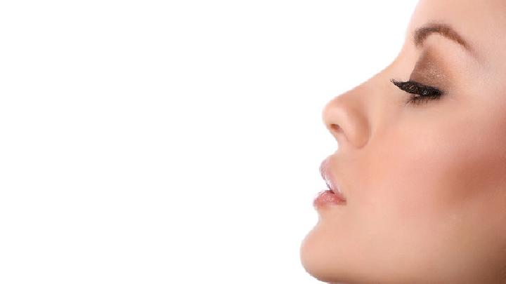 面部斑点形成的原因是什么日常祛斑小妙招有效去除面部斑点