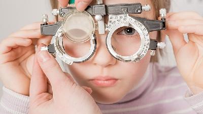 患有青光眼检查什么项目 青光眼日常护理需注意5点