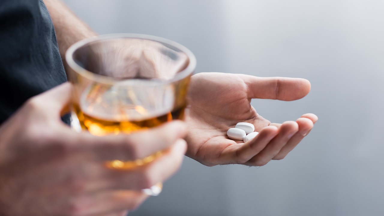 心律失常怎么办？心律失常要坚持用药吗？