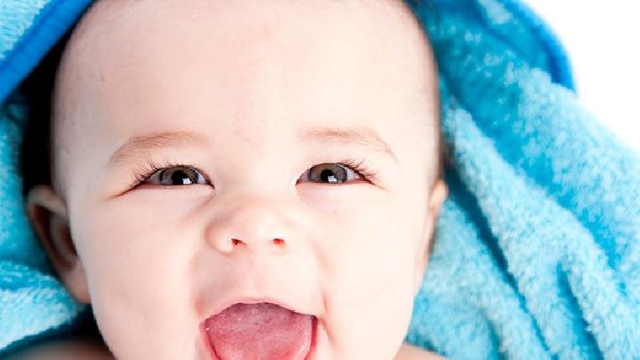 宝宝溢奶是可以预防的吗这几个按摩方法能减少宝宝溢奶