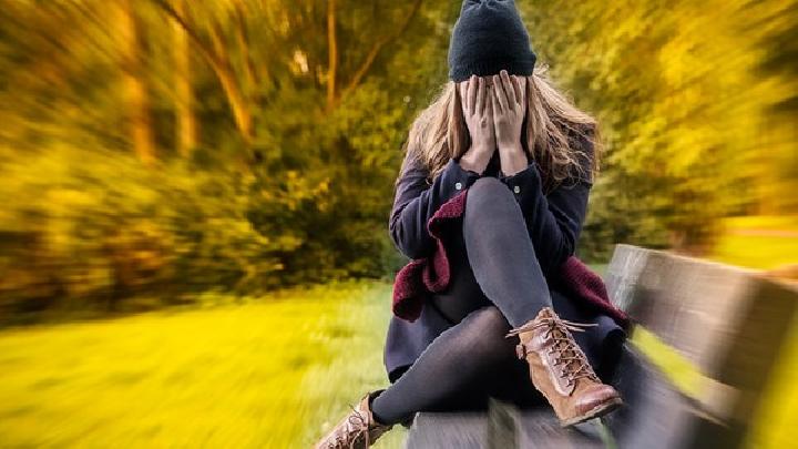 女性更年期抑郁症表现有哪些 更年期女性警惕六种抑郁症表现