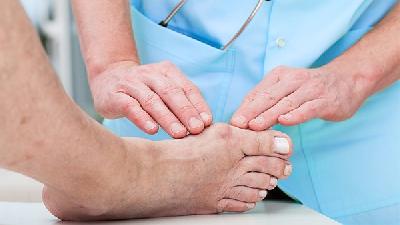 夏季哪些方法可以治疗脚气 夏季要掌握8个治疗脚气的偏方