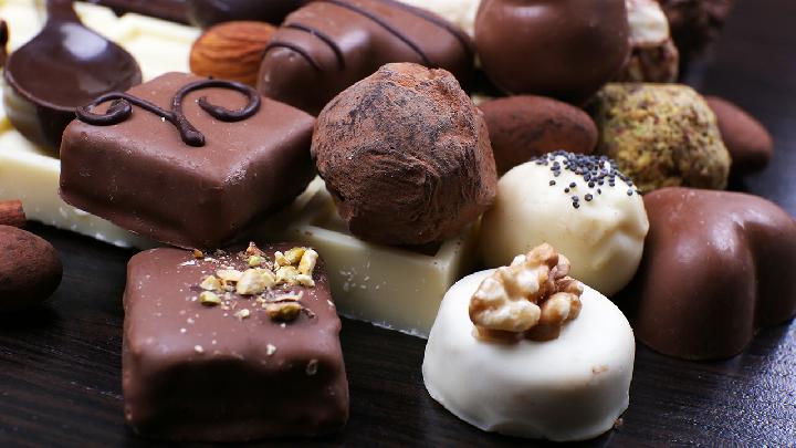 女性吃巧克力能提高性生活质量吗 分析巧克力与性生活的关系