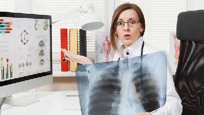 不同类型肺癌症状是什么？不同类型肺癌三种症状最常见