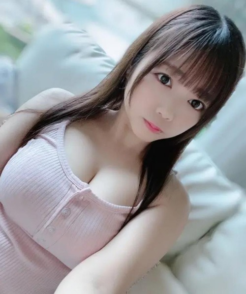 羽笑美晴F罩杯童颜美少女写真