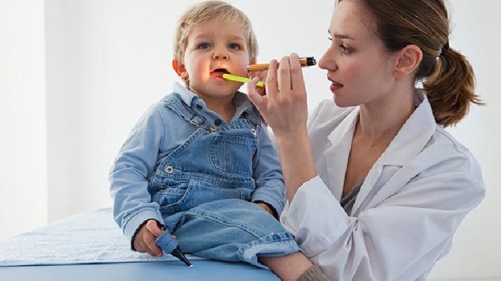 2个月大的婴儿发烧正常吗？婴儿发烧如何正确处理？
