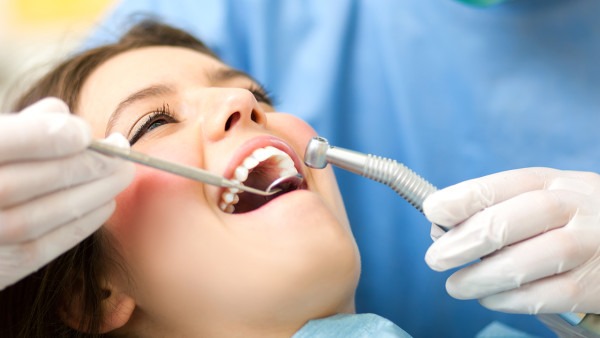 种牙医疗服务调控价是怎么确定的？种植牙医疗服务定价三大要点