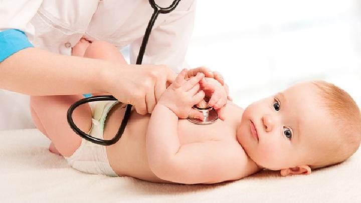 1岁大的婴儿发烧怎么办？婴儿发烧如何快速退烧？