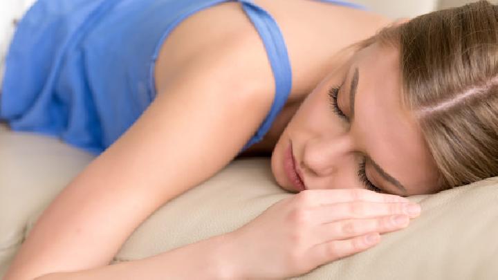 失眠不能乱吃药警惕治疗失眠的几个错误方法