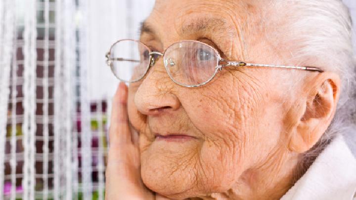 老年痴呆症的日常治疗和预防方法有哪些？