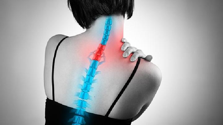 强直性脊柱炎的三大症状表现是什么?该如何预防强直性脊柱炎你知道吗?