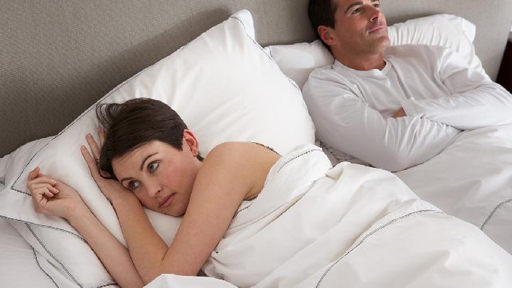 两性保健：性生活失调的5个征兆 经常睡过头也许是性生活不调