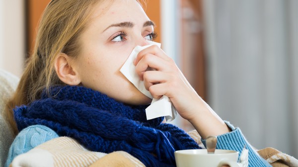 鼻塞流鼻涕吃什么药 7中药有效缓解新冠类的感冒症状