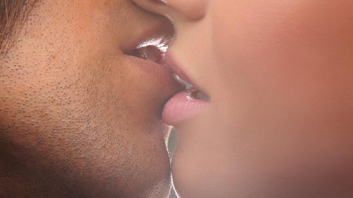 日吻3次男女身心健康 4点夫妻感情更甜蜜
