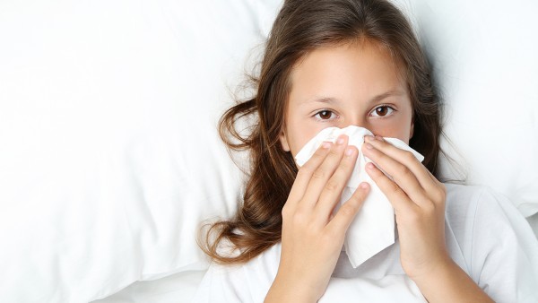 一岁半宝宝咳嗽流鼻涕吃什么药 三类药物对症治疗小儿感冒