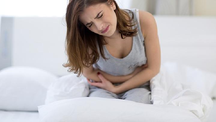 女性子宫癌早期的症状有哪些下腹部疼痛回事子宫癌吗？