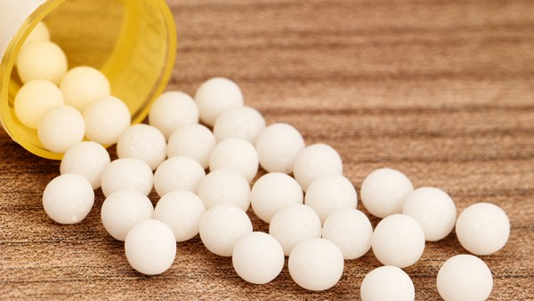 乳酸菌素片8种联合用药最有效  乳酸菌素颗粒和痛泻宁颗粒能一起吃吗