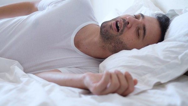 嗜睡还身体酸痛是什么原因 清开灵颗粒吃了会犯困吗