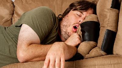 睡觉时打呼噜可能是糖尿病吗？哪些危险因素导致糖尿病发生？