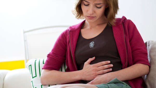 经常胃酸胃胀反酸水烧心的原因  十种抑制胃酸的药介绍