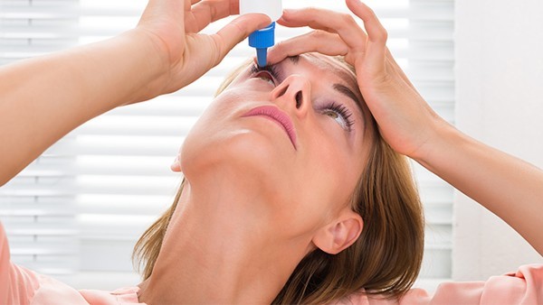 氯替泼诺混悬滴眼液的主要成分 氯替泼诺混悬滴眼液的药理作用