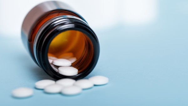 丙戊酰胺片与其他药物同时服用会有什么危险 注意事项是什么