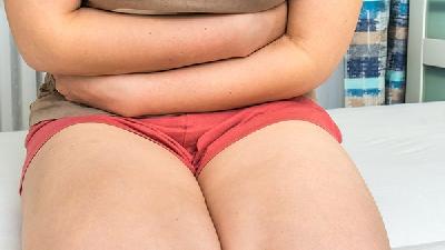子宮肌瘤癌變出血什么顏色 子宮肌瘤流血癌變征兆