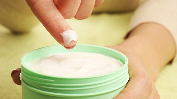 利拉萘酯乳膏的功效是什么 利拉萘酯乳膏能够治疗什么疾病