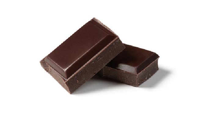 孕妇能不能吃巧克力，专家建议孕期少吃巧克力