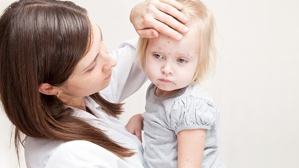 疾控中心专家教你如何应对儿童秋季过敏
