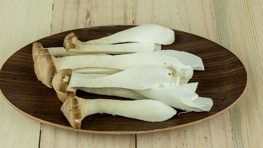 綠豆是高嘌呤食物嗎？痛風(fēng)能不能吃綠豆？